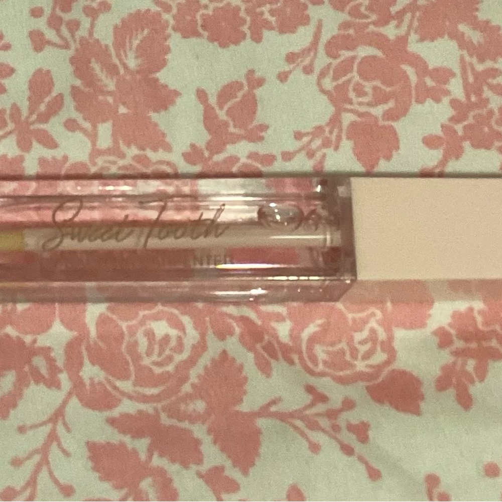 Rare Sabrina Carpenter Sweet Tooth lip gloss